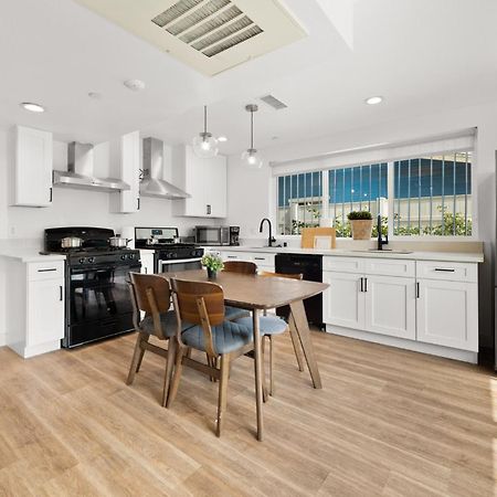 Modern Getaway In The Heart Of La Near Usc, Private Room With Share Living Room And Kitchen Los Angeles Zewnętrze zdjęcie